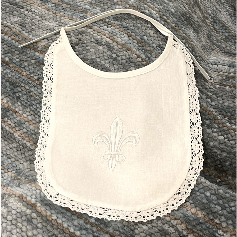 Linen Dedication, Christening, Baptismal Bib. Girls - Boys Newborn Fluer de Lis